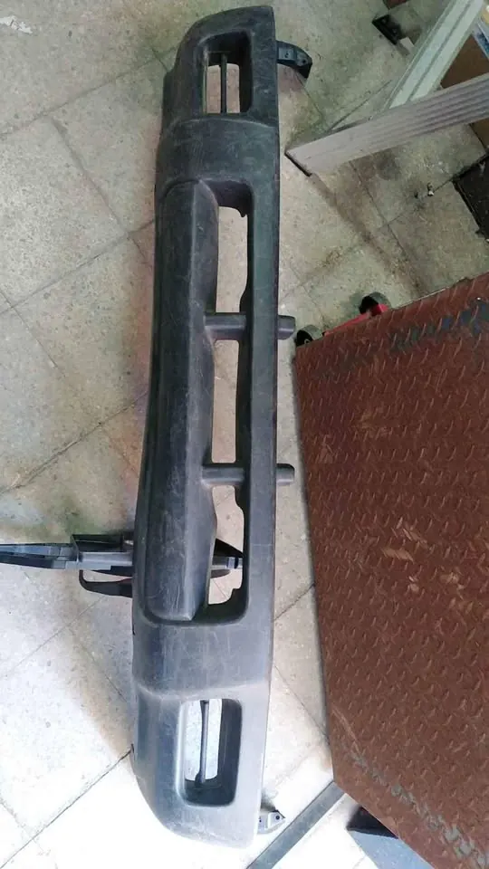 Moldura inferior delantera Nissan Pathfinder