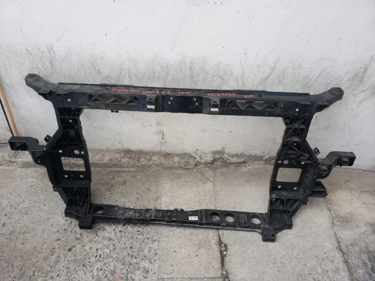 Frontal soporte de radiador Hyundai Santa Fe (2020–2023)