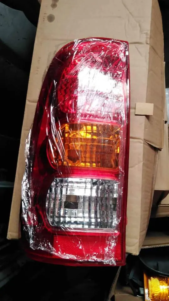 Foco trasero Toyota Hilux KUN (2006–2011)