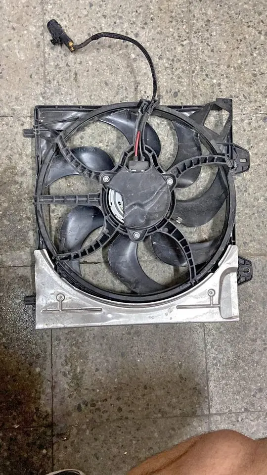 Electroventilador Peugeot 208 — 2022