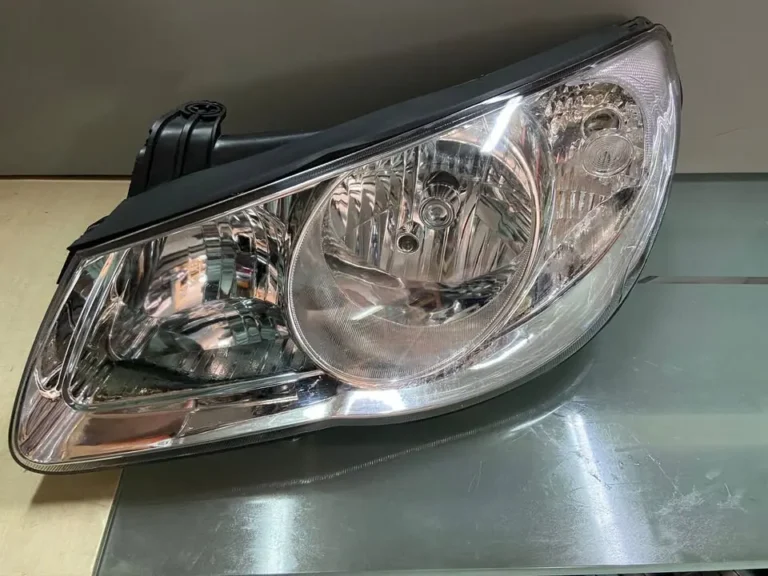 Óptico Hyundai Elantra (2007 2011) — fotografía real del repuesto