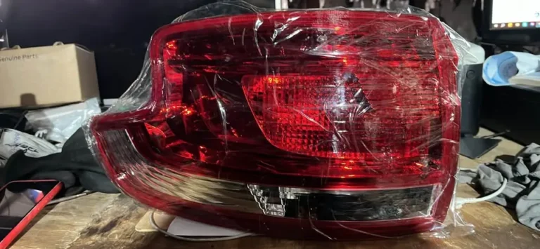 Foco izquierdo Maxus G10