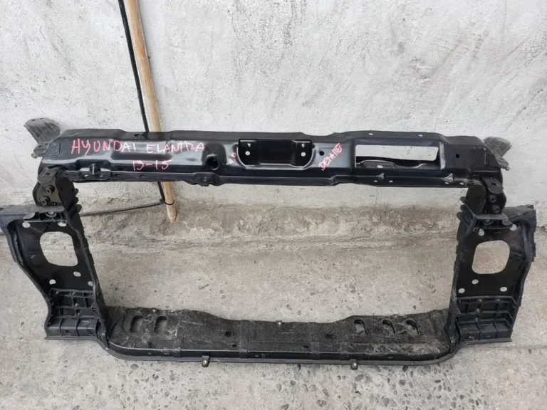 Frontal Hyundai Elantra