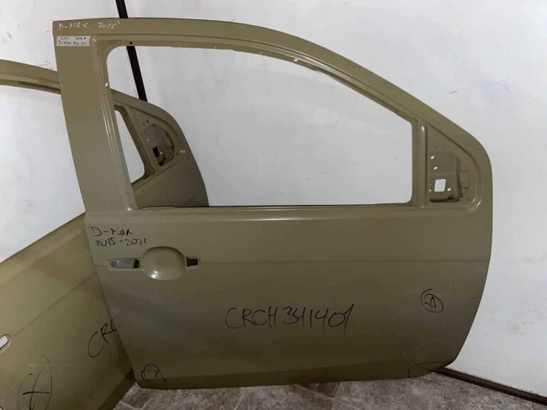 Puerta delantera derecha Chevrolet D-Max (2015)