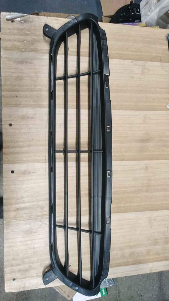 Rejilla de parachoques delantero Hyundai Accent RB (2012–2018)
