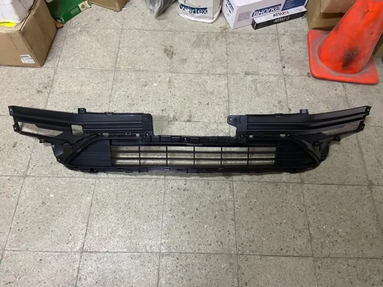 Rejilla inferior de parachoques delantero Chevrolet Captiva (2019–2022)