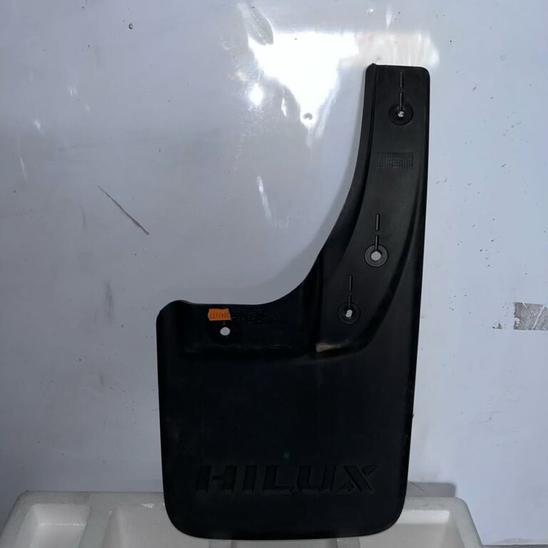 Guardafangos pickup Toyota Hilux (2016–2025)