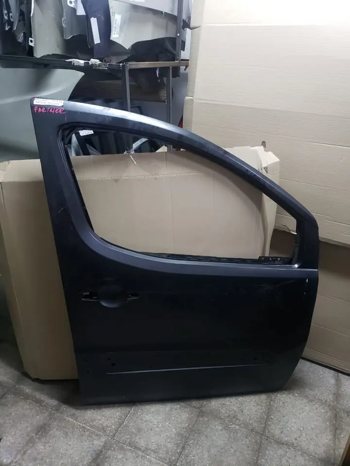 Puerta Peugeot Partner B9 (2012–2019)