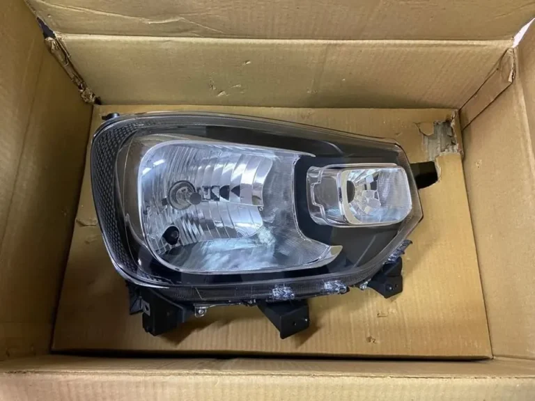 Óptico derecho original Suzuki S-Presso (2020/2023)